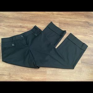 Ann Taylor Loft Cocktail Length/Capri Pant Black Size 4